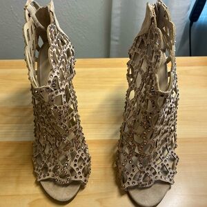 Women’s Sparkly Heels!